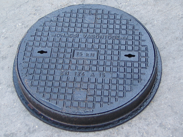 Aknafedlap kerek 600mm A15 Mohácsi